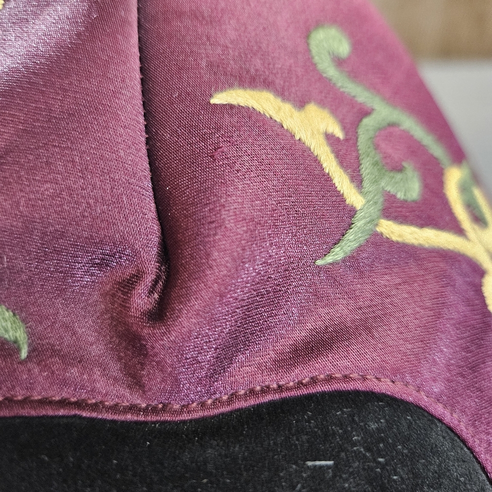 OOVOO Le Thi Hong Tu Hand Embroidered Silk & Suede Asian Shoulder Bag - Picture 9 of 12